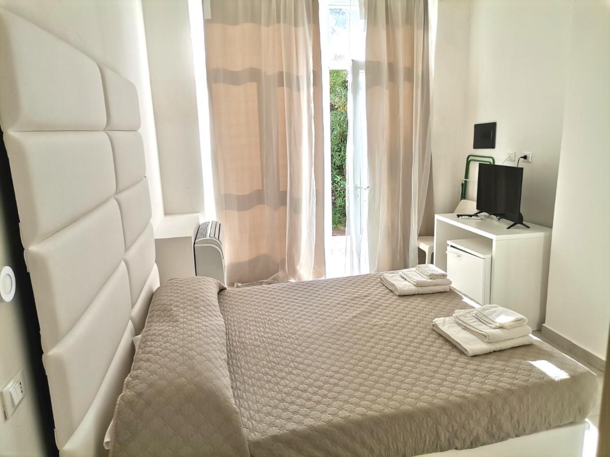 Hotel Calypso Remix Paestum Exterior foto